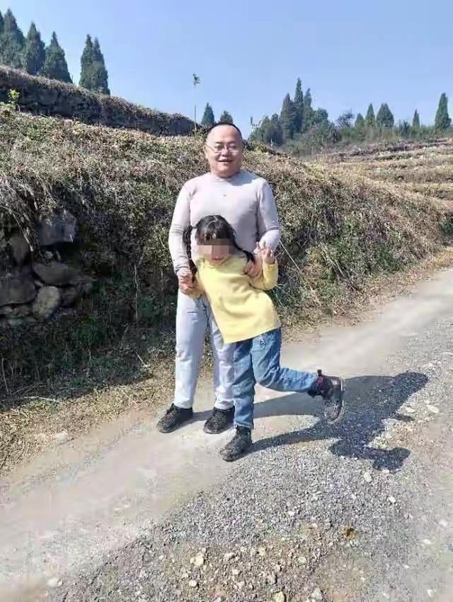 五岁离家随父走,红波一八旺零二猜打一最佳准确生肖,警惕虚假宣传落实,统计解答解释落实